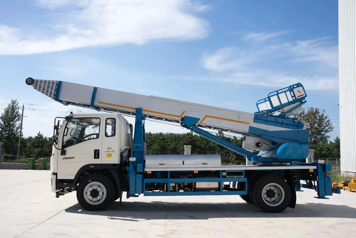 开阳云梯上料车租赁费用